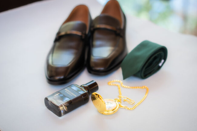 groom accessories
